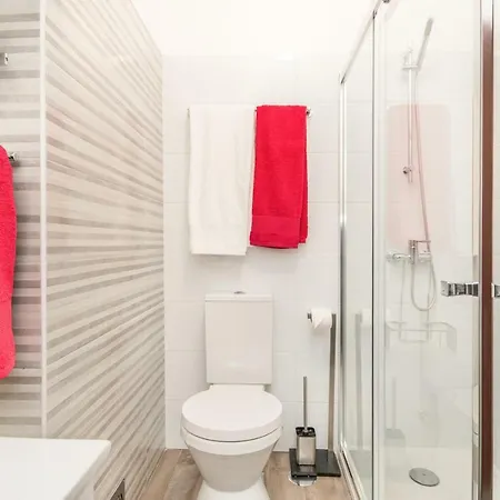 Cosmopolis 2 アパート